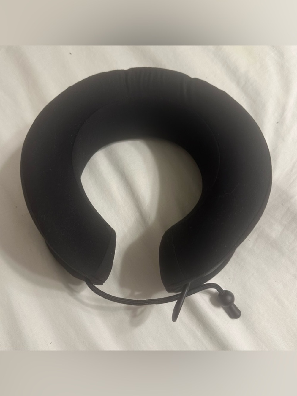 Cabeau Evolution Cool Memory Foam Travel Neck Pillow Black